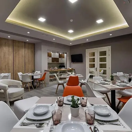 Bujtina Tomas 3*